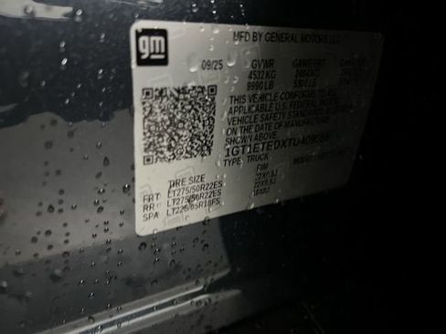New 2026 GMC Sierra EV Elevation w/ LPO, Elevation Dark Package AWD/4WD image 33