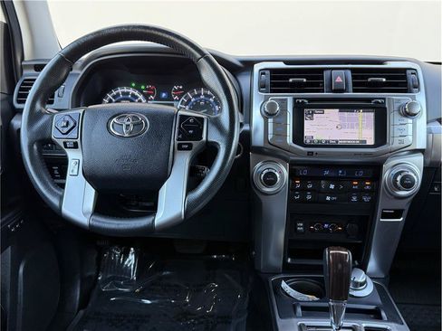 Used 2018 Toyota 4Runner Limited AWD/4WD image 22