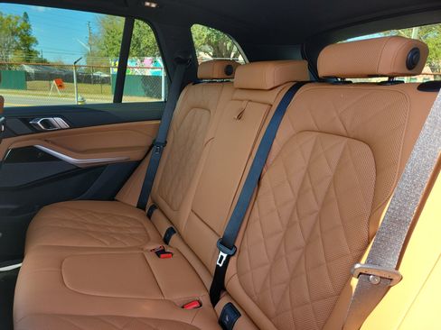 New 2026 BMW X5 xDrive50e image 8