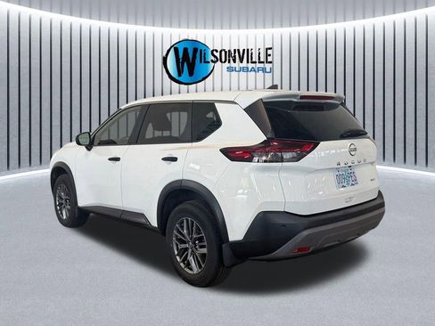 Used 2022 Nissan Rogue S AWD/4WD image 8