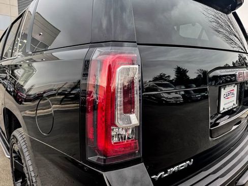 Used 2019 GMC Yukon SLT image 24
