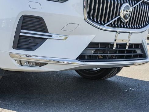 Used 2023 Volvo XC60 B5 Plus w/ Protection Package Premier image 15