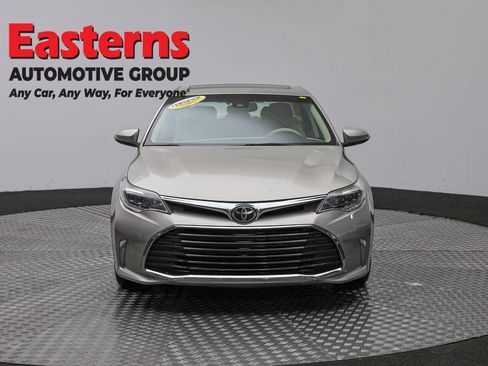 Used 2017 Toyota Avalon Limited w/ All Weather Liner Package FWD image 2