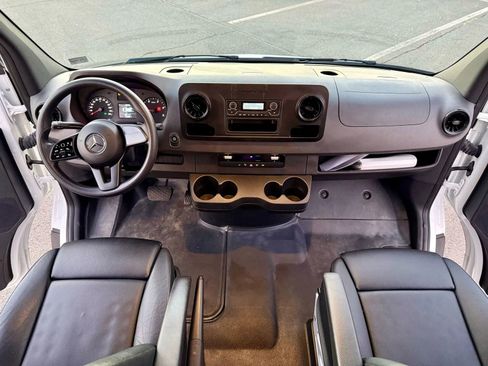 Used 2021 Mercedes-Benz Sprinter 3500 w/ Driver Convenience Package image 12