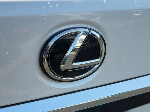 Used 2024 Lexus ES 350 w/ Premium Package FWD image 30