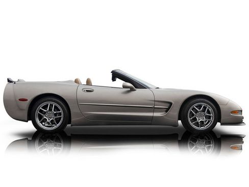 Used 1999 Chevrolet Corvette Convertible w/ Memory Pkg image 2