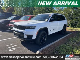 Used 2023 Jeep Grand Cherokee L Limited w/ Luxury Tech Group II AWD/4WD video 1