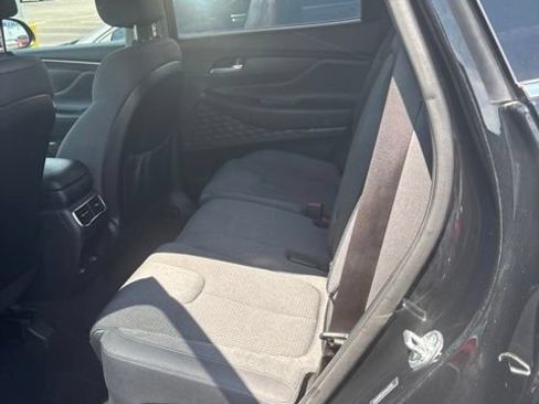 Used 2023 Hyundai Santa Fe SE FWD image 3