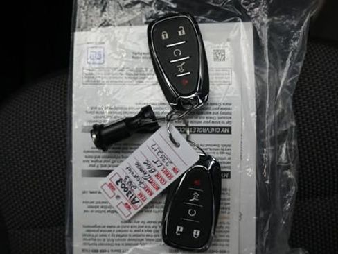 Used 2023 Chevrolet Traverse LT w/ LPO, Floor Liner Package AWD/4WD image 12