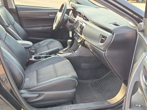 Used 2015 Toyota Corolla S FWD image 31