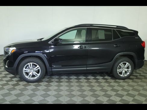Used 2019 GMC Terrain SLE w/ Driver Convenience Package AWD/4WD image 15