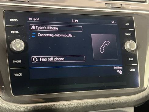 Used 2019 Volkswagen Tiguan SE image 34