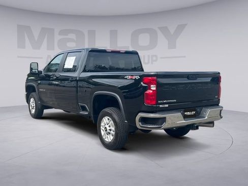 Used 2026 Chevrolet Silverado 2500 LT w/ Convenience Package AWD/4WD image 3