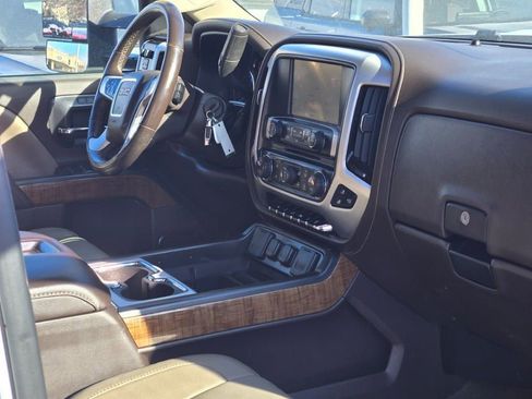 Used 2015 GMC Sierra 2500 SLT AWD/4WD image 7