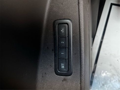 Used 2018 GMC Yukon Denali image 55