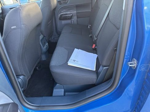 Used 2025 Ford Maverick XL image 12