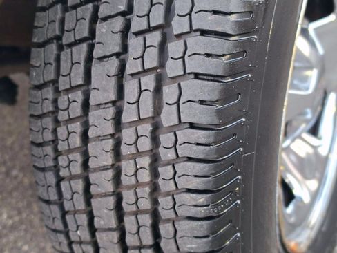 Used 2001 Chevrolet Astro Passenger RWD image 17