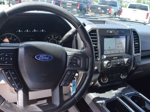 Used 2018 Ford F150 XLT w/ Equipment Group 302A Luxury RWD image 19