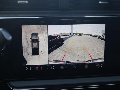 Used 2024 GMC Sierra 2500 AT4 w/ AT4 Premium Plus Package AWD/4WD image 15