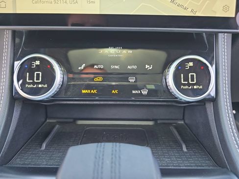 Used 2025 Jaguar F-PACE R-Dynamic S AWD/4WD image 24