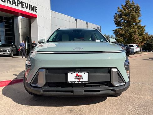 Used 2025 Hyundai Kona SEL image 4