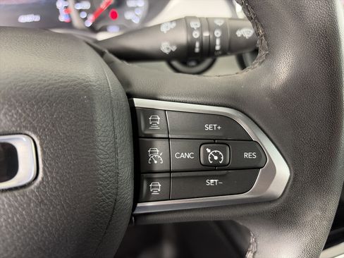 Used 2023 Jeep Compass Limited AWD/4WD image 33
