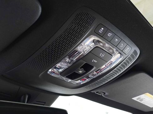 Certified 2026 Mercedes-Benz GLB 250 4MATIC image 37
