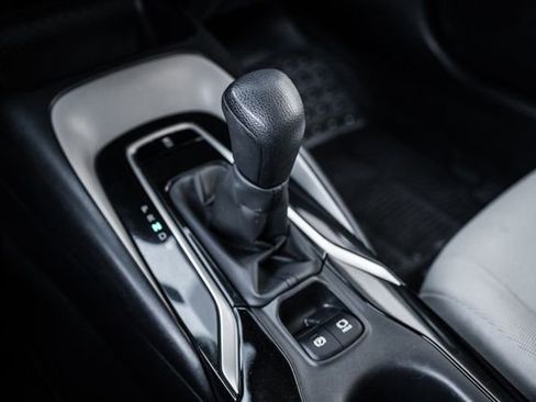 Used 2020 Toyota Corolla LE image 14