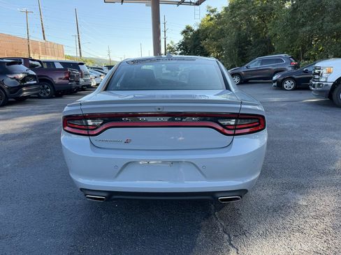 Used 2020 Dodge Charger SXT w/ Cold Weather Package AWD/4WD image 6
