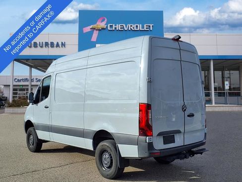 Used 2023 Mercedes-Benz Sprinter 2500 image 7