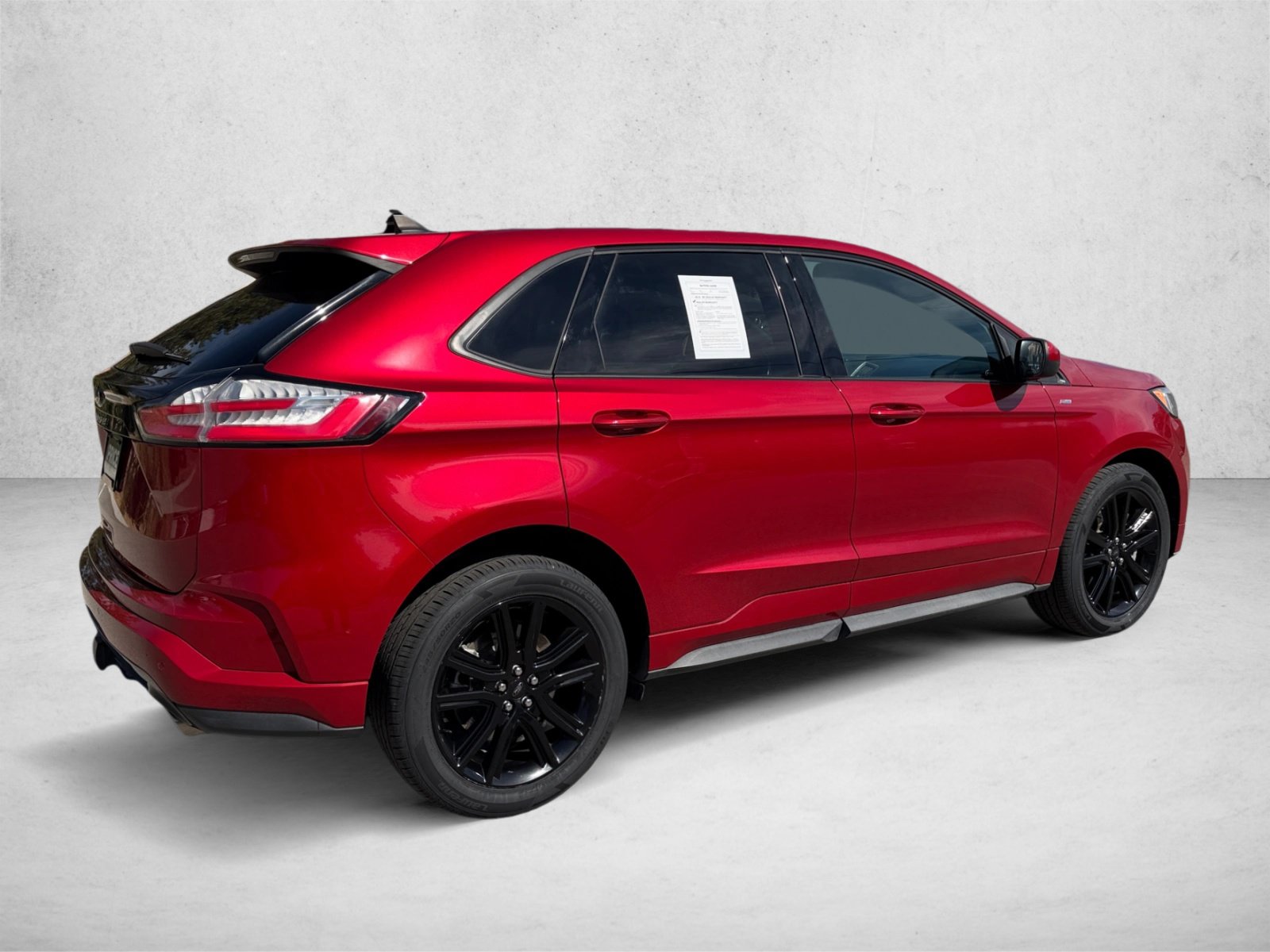 Used 2021 Ford Edge ST-Line w/ Class II Trailer Tow Package AWD/4WD image 5