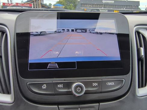 Used 2025 Chevrolet Malibu LT FWD image 24