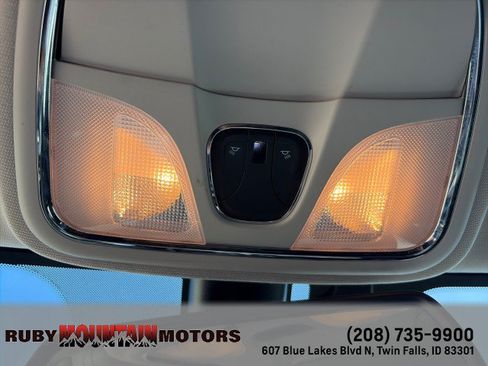 Used 2018 Jeep Cherokee Limited AWD/4WD image 18