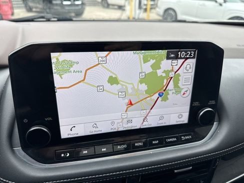 Used 2022 Nissan Rogue Platinum w/ Head-Up Display Package image 12