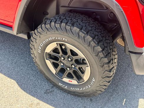 Used 2018 Jeep Wrangler Unlimited Rubicon AWD/4WD image 12