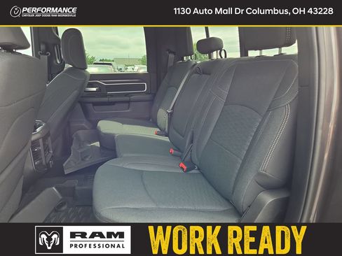 New 2026 RAM 2500 Big Horn AWD/4WD image 13