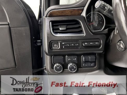 Used 2021 Chevrolet Suburban Premier w/ Premium Package image 29