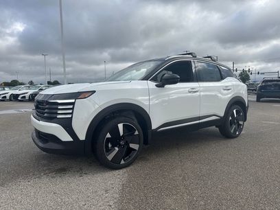 New 2026 Nissan Kicks SR w/ SR Premium Package