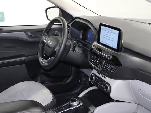 Used 2023 Ford Escape Active image 28