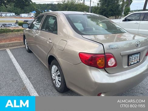 Used 2009 Toyota Corolla LE FWD image 4