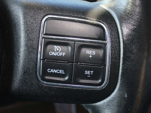 Used 2018 Jeep Wrangler Rubicon w/ Cold Weather Group image 13