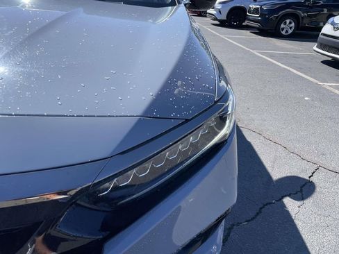 Used 2022 Honda Accord Sport image 11