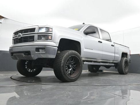 Used 2014 Chevrolet Silverado 1500 LT AWD/4WD image 25