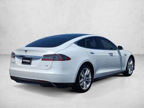 Used 2014 Tesla Model S 85 RWD image 5