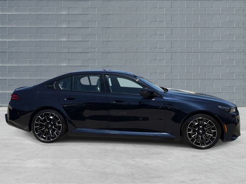 Used 2026 BMW M5 w/ Executive Package AWD/4WD image 3
