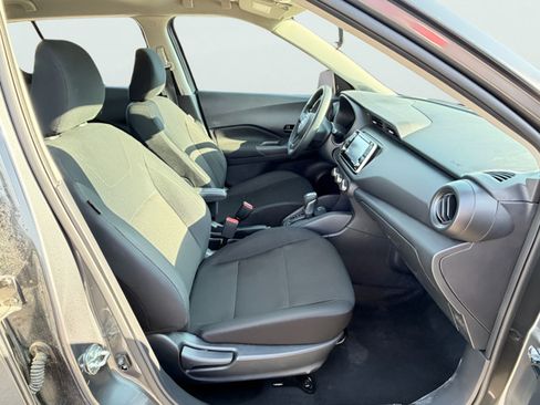 Certified 2025 Nissan Kicks Play S FWD image 14