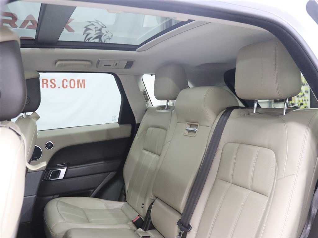 Used 2018 Land Rover Range Rover Sport HSE AWD/4WD image 19