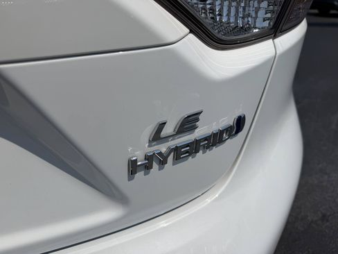 Used 2023 Toyota Corolla LE FWD image 33