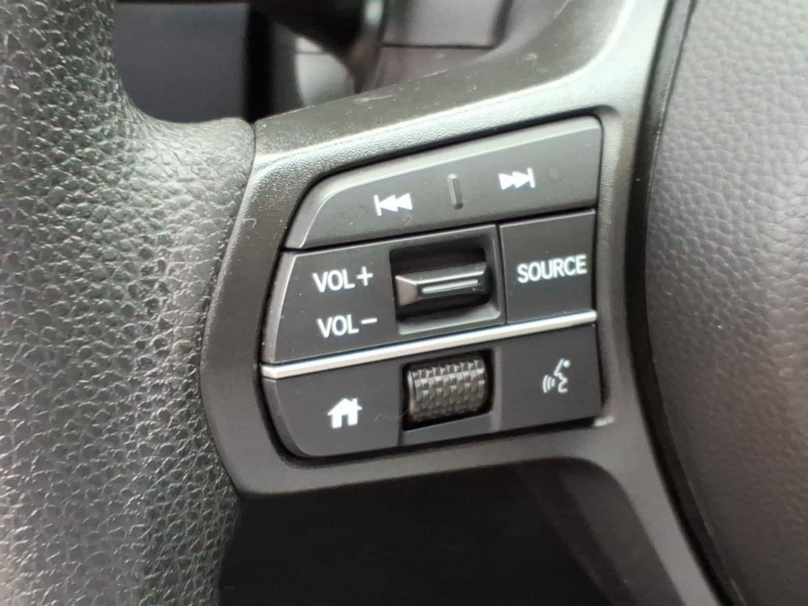 Used 2024 Honda HR-V LX image 17
