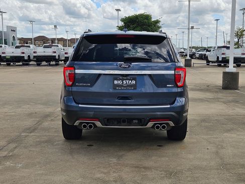 Used 2019 Ford Explorer Platinum AWD/4WD image 5